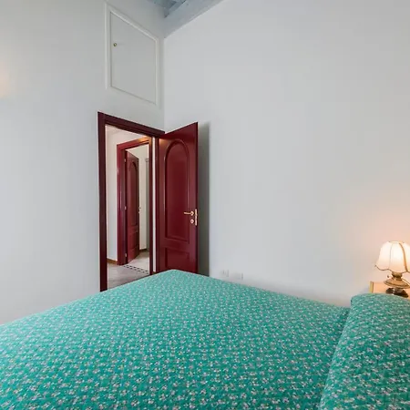 Edy Apartment